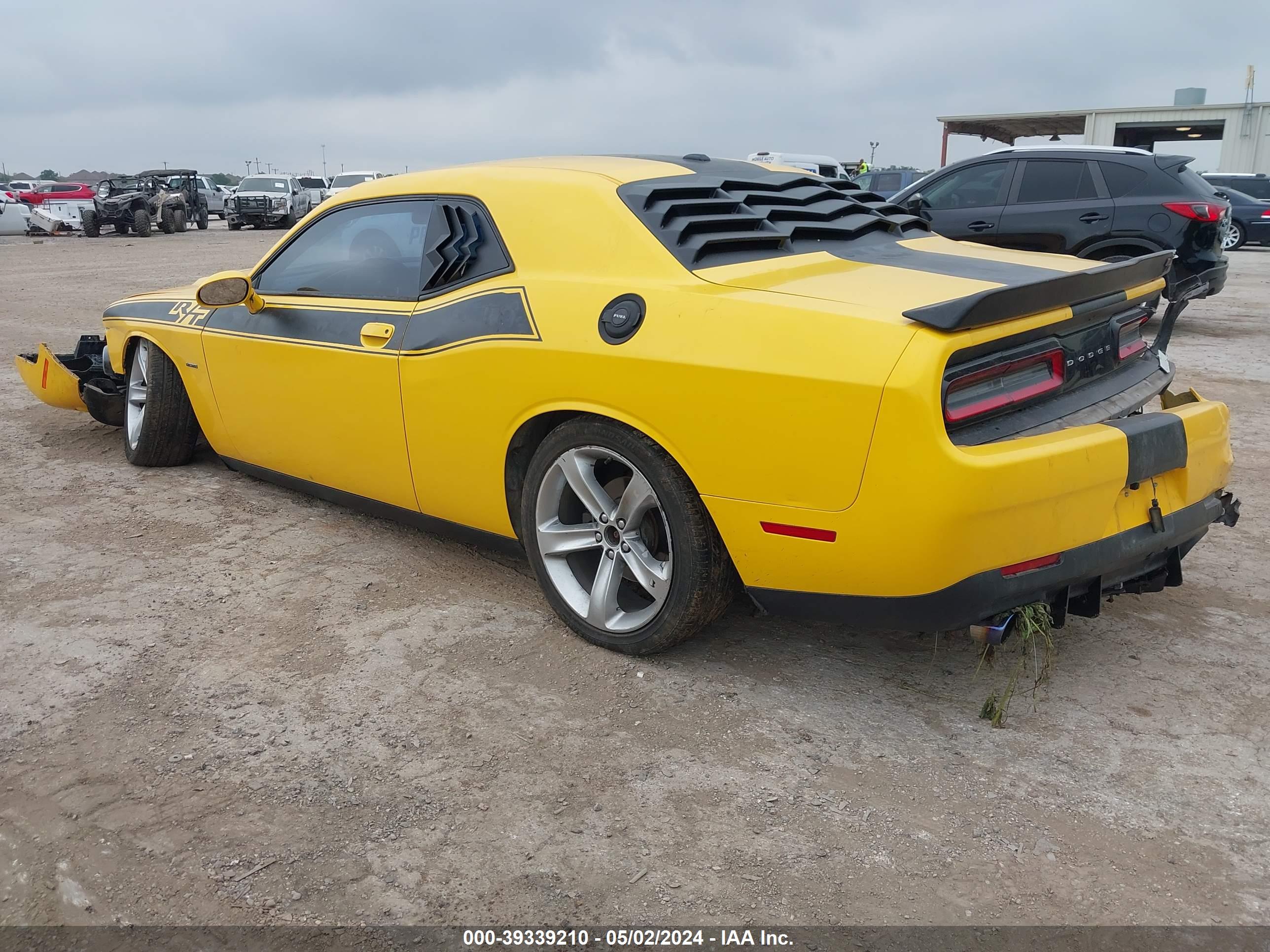 2017 DODGE CHALLENGER — VIN 2C3CDZBT9HH548734 — photo 3